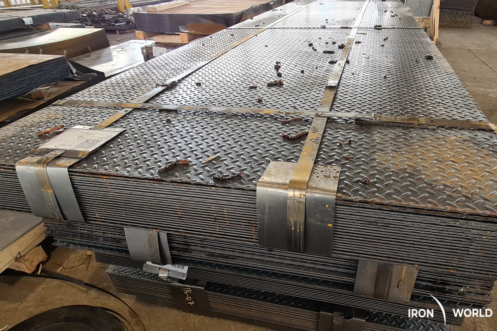 Лист г/к рифлений 4х1500х6000 мм ст3сп
